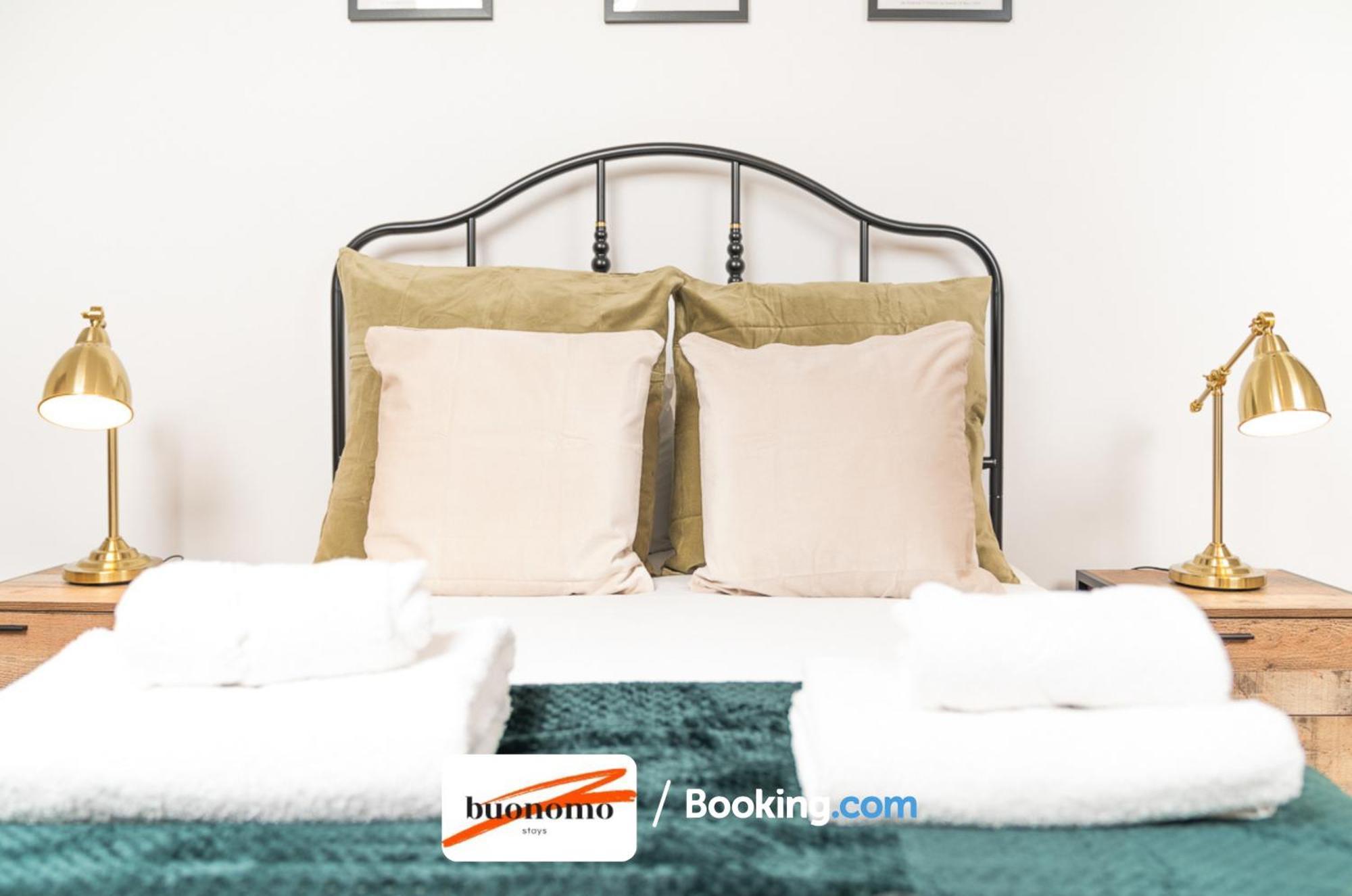 Two Bedroom Apartment At Buonomo Stays Short Lets & Serviced Accommodation Лондон Экстерьер фото