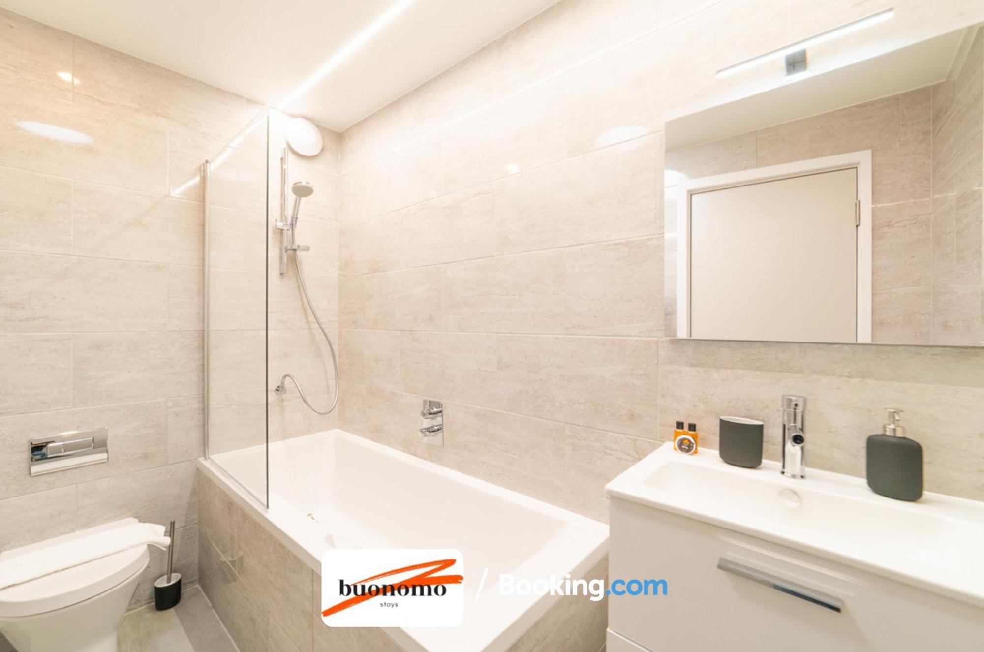 Two Bedroom Apartment At Buonomo Stays Short Lets & Serviced Accommodation Лондон Экстерьер фото