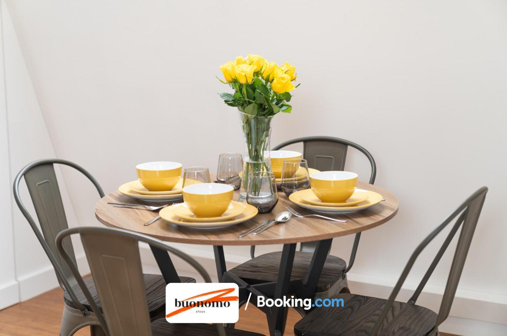 Two Bedroom Apartment At Buonomo Stays Short Lets & Serviced Accommodation Лондон Экстерьер фото