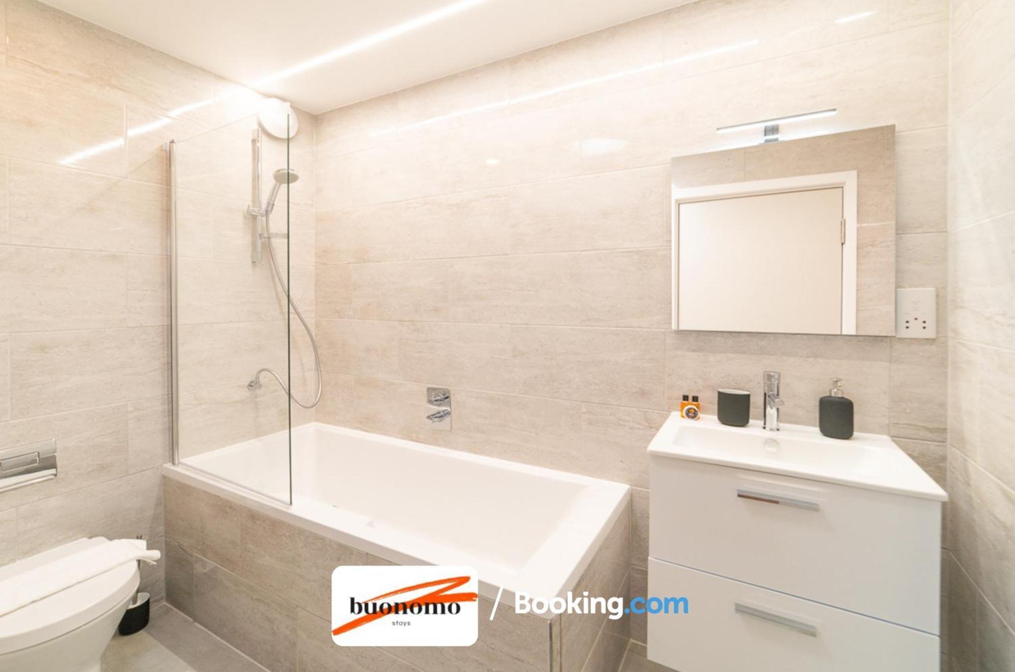 Two Bedroom Apartment At Buonomo Stays Short Lets & Serviced Accommodation Лондон Экстерьер фото