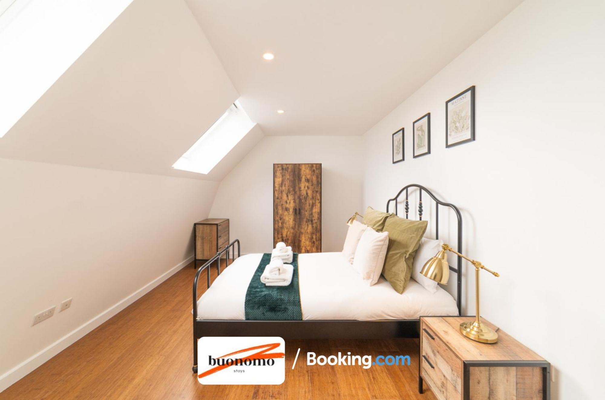 Two Bedroom Apartment At Buonomo Stays Short Lets & Serviced Accommodation Лондон Экстерьер фото